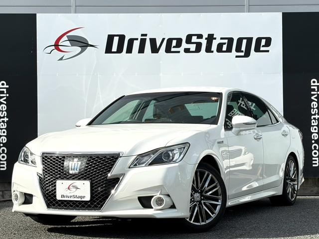 Toyota CROWN HYBRID 2013 — фото автомобиля