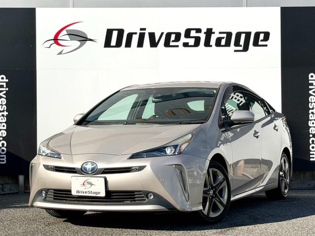 Toyota PRIUS 2019 — фото автомобиля 1