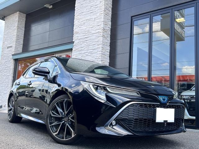 Toyota COROLLASPORT 2019 — фото автомобиля 1