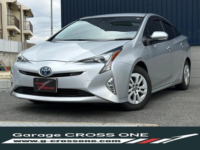 Toyota PRIUS 2018 — фото автомобиля 1