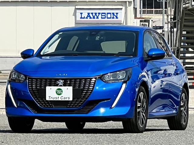 Peugeot 208 2020 — фото автомобиля