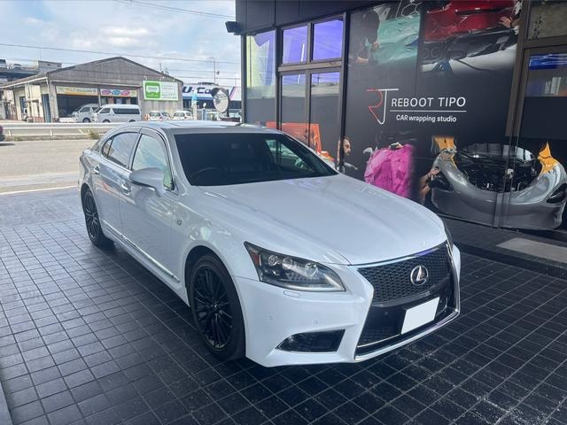 Lexus LS 2013 — фото автомобиля 1