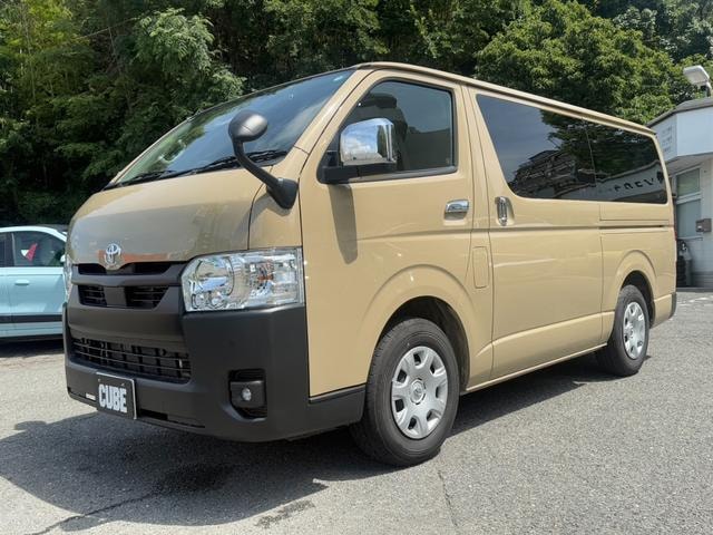 Toyota HIACE VAN 2025 — фото автомобиля 1