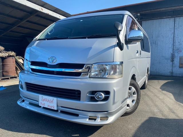 Toyota HIACE WAGON 2010 — фото автомобиля