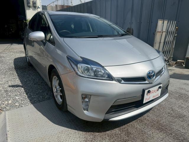 Toyota PRIUS PHV 2012 — фото автомобиля