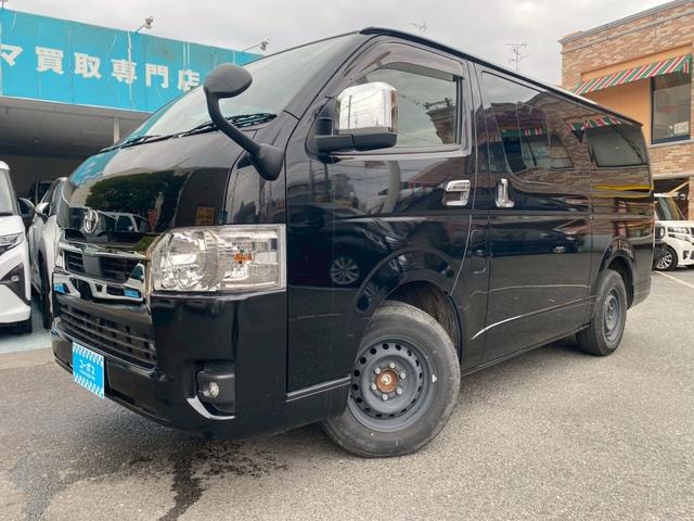Toyota HIACE VAN 2024 — фото автомобиля 1