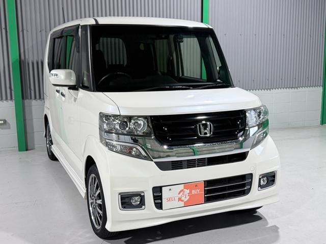 Honda N-BOX CUSTOM 2017 — фото автомобиля