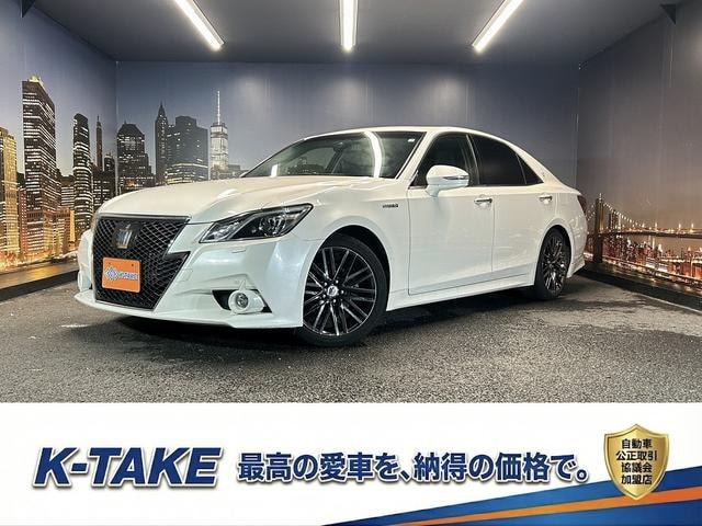 Toyota CROWN HYBRID 2015 — фото автомобиля 1