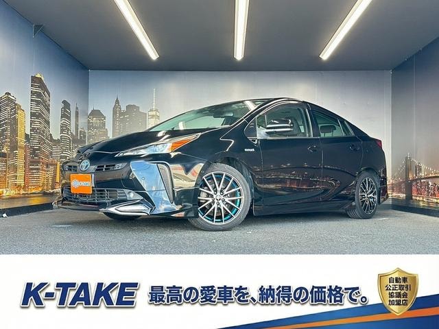 Toyota PRIUS 2019 — фото автомобиля 1