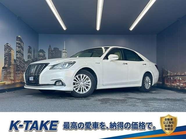 Toyota CROWN HYBRID 2015 — фото автомобиля 1