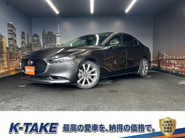 Mazda 3 SEDAN 2021 — фото автомобиля 1
