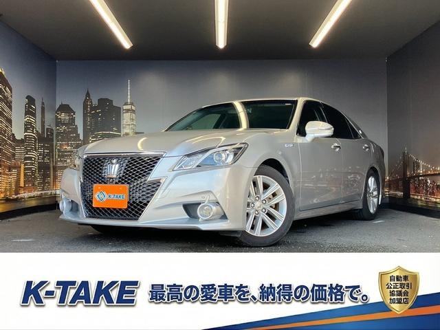 Toyota CROWN HYBRID 2013 — фото автомобиля