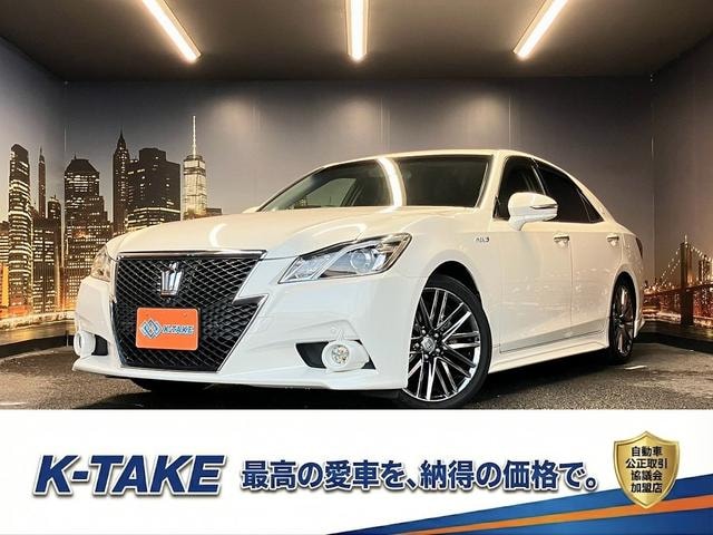 Toyota CROWN HYBRID 2013 — фото автомобиля 1