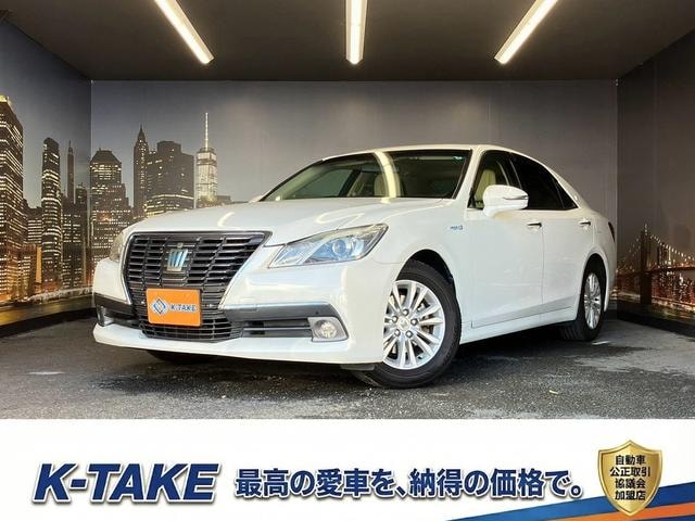 Toyota CROWN HYBRID 2013 — фото автомобиля
