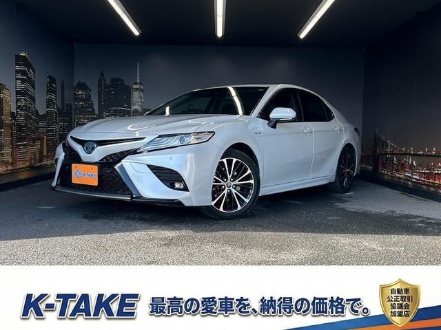 Toyota CAMRY 2019 — фото автомобиля 1