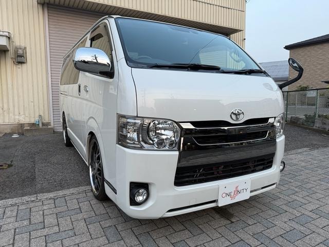 Toyota HIACE VAN 2018 — фото автомобиля