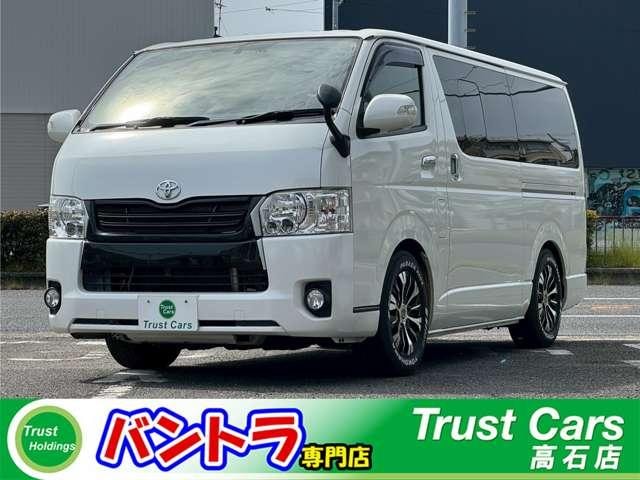 Toyota HIACE VAN 2015 — фото автомобиля