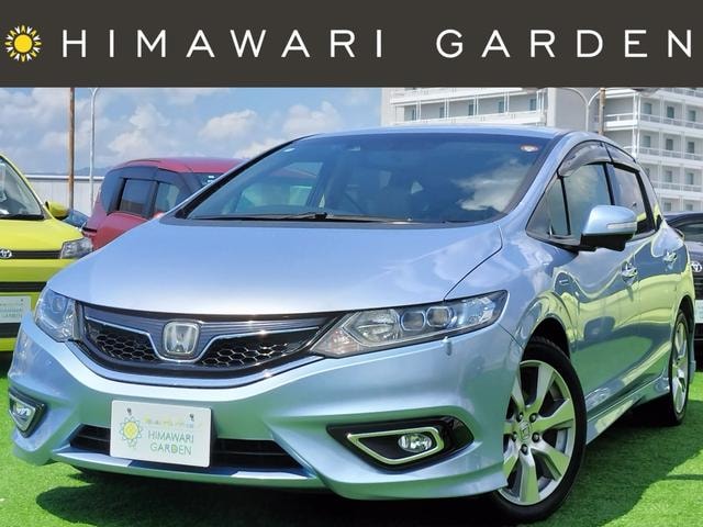 Honda JADE 2016 — фото автомобиля 1