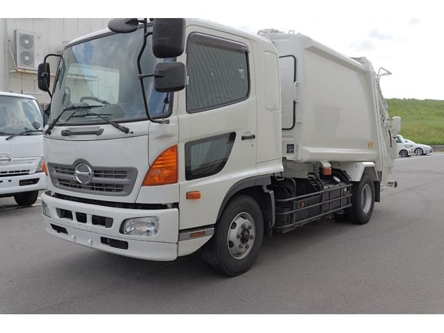 Hino RANGER PRO 2013 — фото автомобиля 1