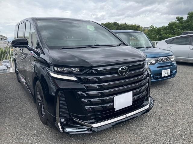 Toyota VELLFIRE 2025 — фото автомобиля