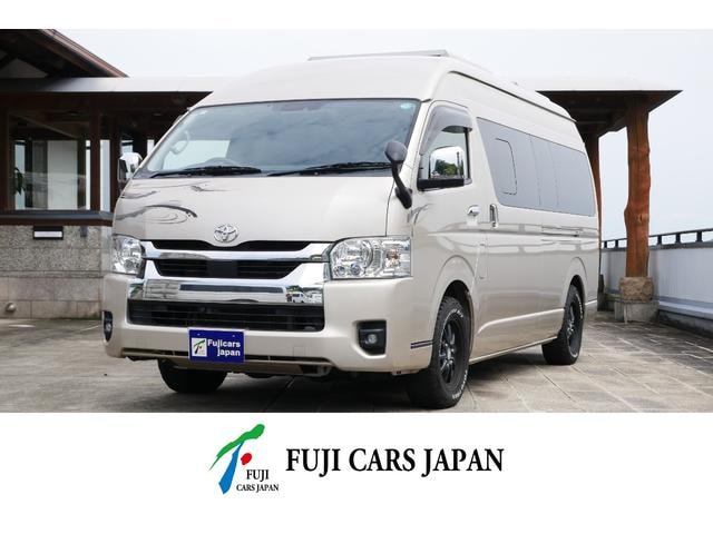 Toyota HIACE VAN 2022 — фото автомобиля