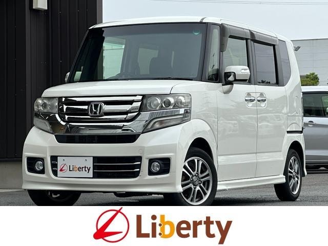 Honda N-BOX CUSTOM 2017 — фото автомобиля 1