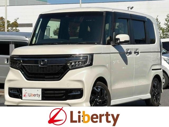 Honda N-BOX CUSTOM 2018 — фото автомобиля