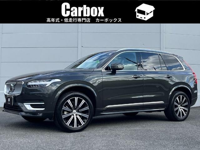 Volvo XC90 2022 — фото автомобиля 1