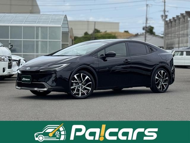 Toyota PRIUS 2025 — фото автомобиля 1