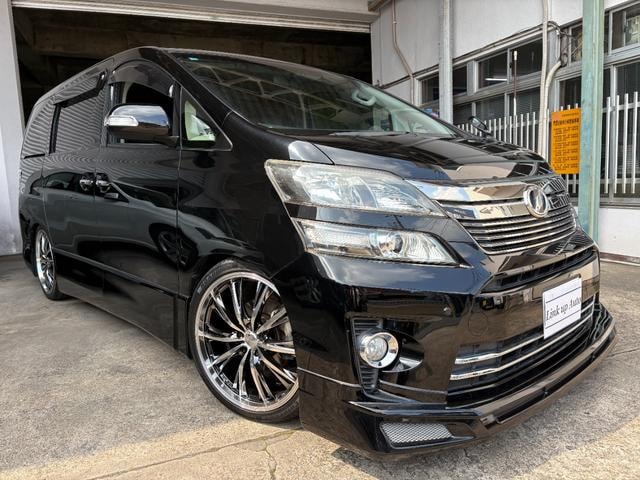 Toyota VELLFIRE 2012 — фото автомобиля 1