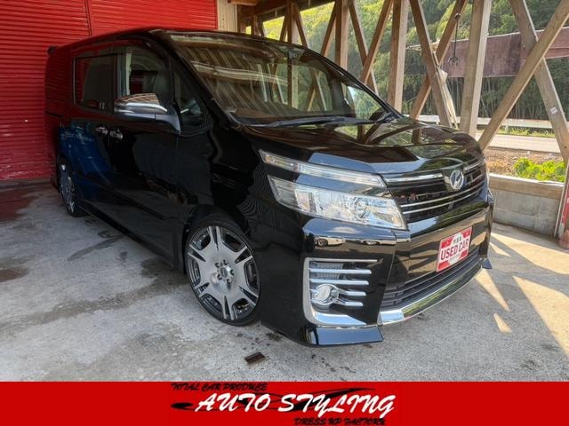 Toyota VOXY 2016 — фото автомобиля 1
