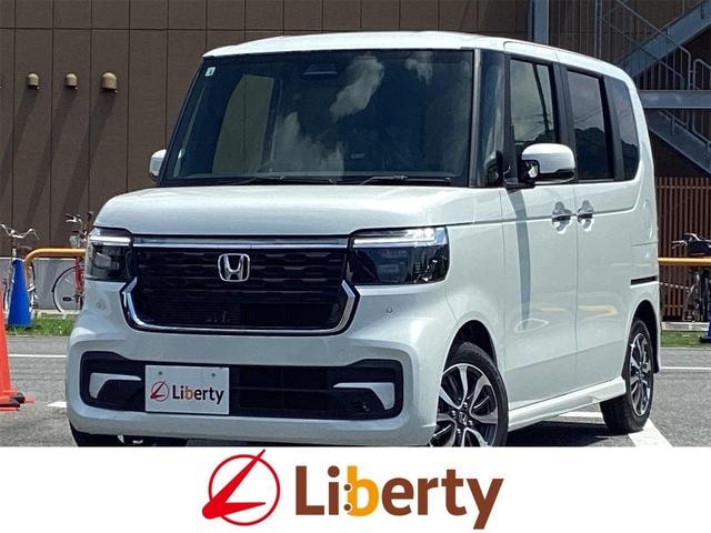 Honda N-BOX CUSTOM 2026 — фото автомобиля 1