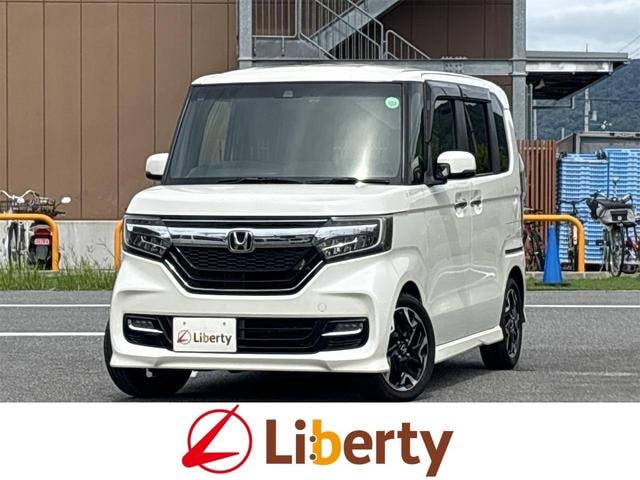 Honda N-BOX CUSTOM 2017 — фото автомобиля 1