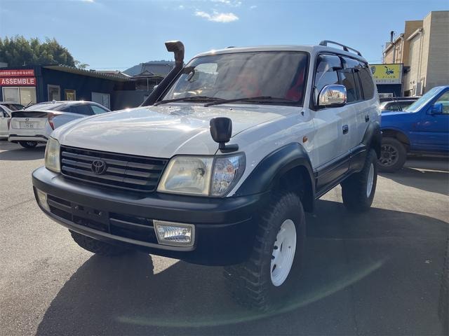 Toyota LAND CRUISER PRADO 2000 — фото автомобиля