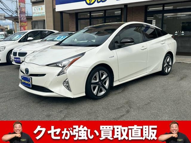 Toyota PRIUS 2018 — фото автомобиля 1