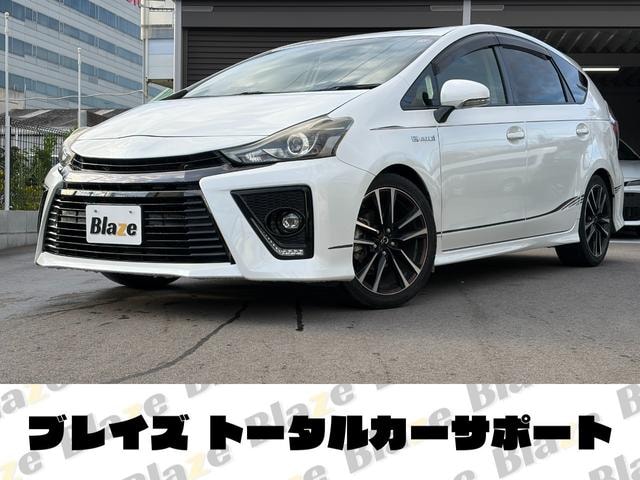 Toyota PRIUS ALPHA 2015 — фото автомобиля 1