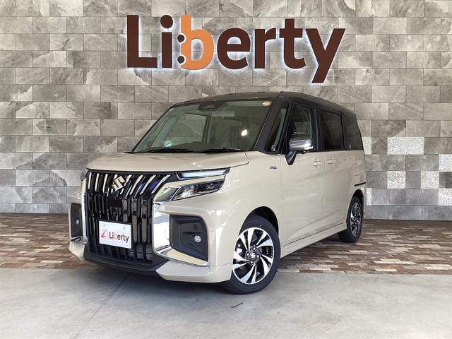 Suzuki SOLIO BANDIT 2025 — фото автомобиля