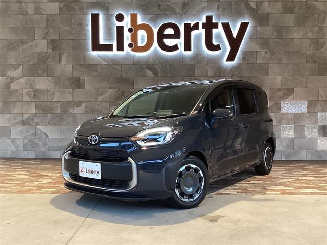 Toyota SIENTA 2023 — фото автомобиля 1