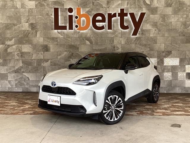 Toyota YARIS CROSS 2023 — фото автомобиля