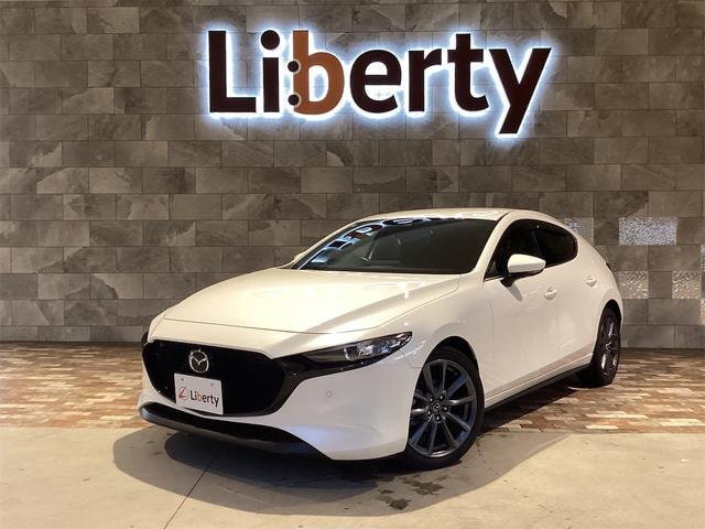 Mazda 3 FASTBACK 2019 — фото автомобиля 1