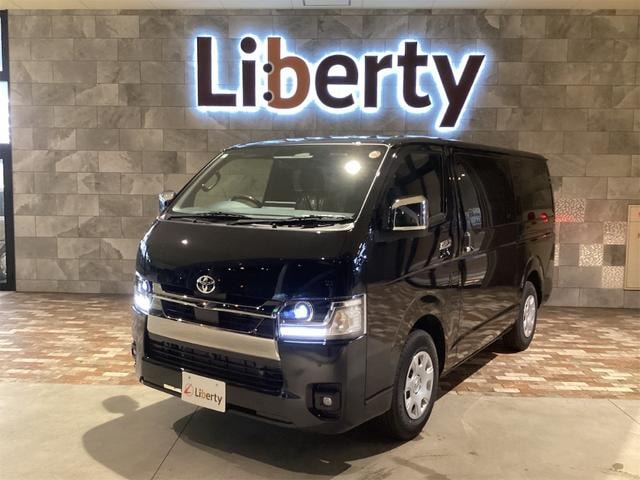 Toyota HIACE VAN 2026 — фото автомобиля 1