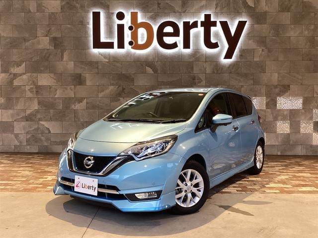 Nissan NOTE 2016 — фото автомобиля 1