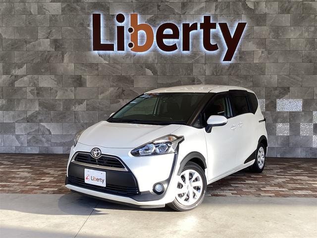 Toyota SIENTA 2017 — фото автомобиля 1