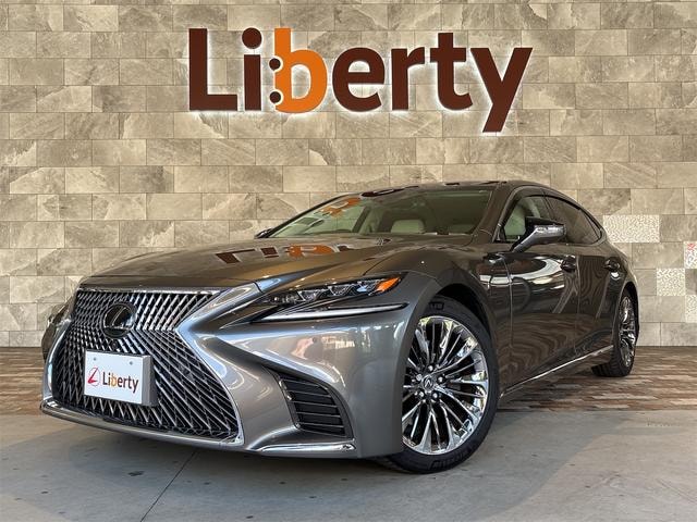 Lexus LS 2018 — фото автомобиля 1