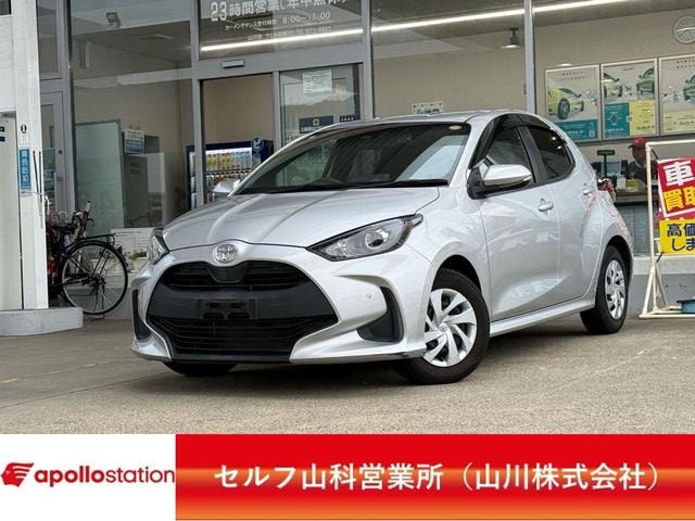 Toyota YARIS 2021 — фото автомобиля
