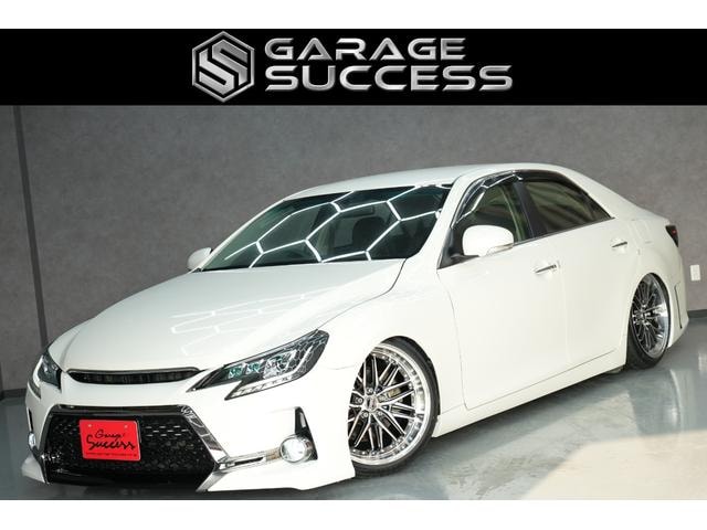Toyota MARK X 2012 — фото автомобиля 1