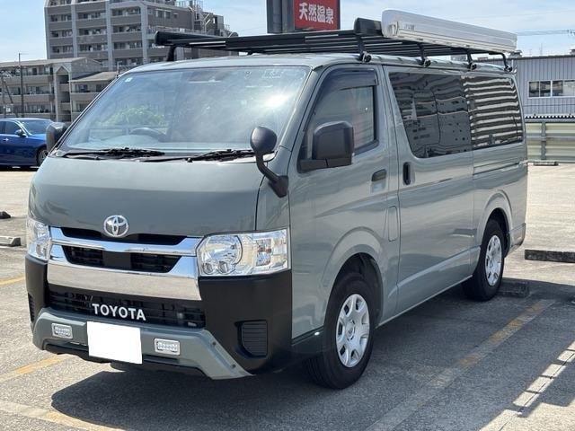 Toyota HIACE VAN 2023 — фото автомобиля