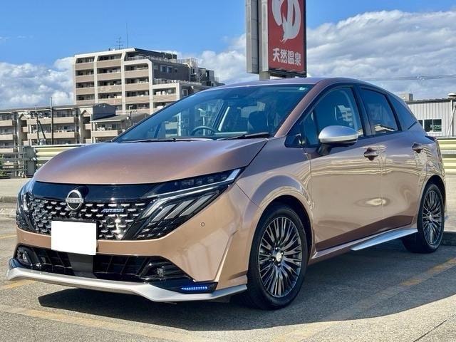 Nissan AURA 2024 — фото автомобиля 1