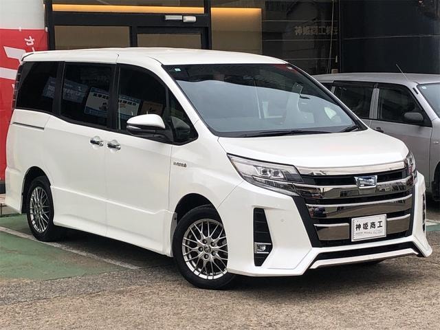 Toyota NOAH 2019 — фото автомобиля 1