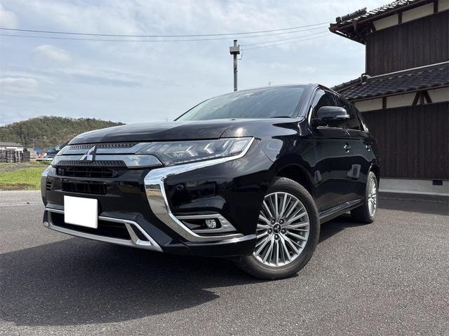 Mitsubishi OUTLANDER PHEV 2018 — фото автомобиля 1